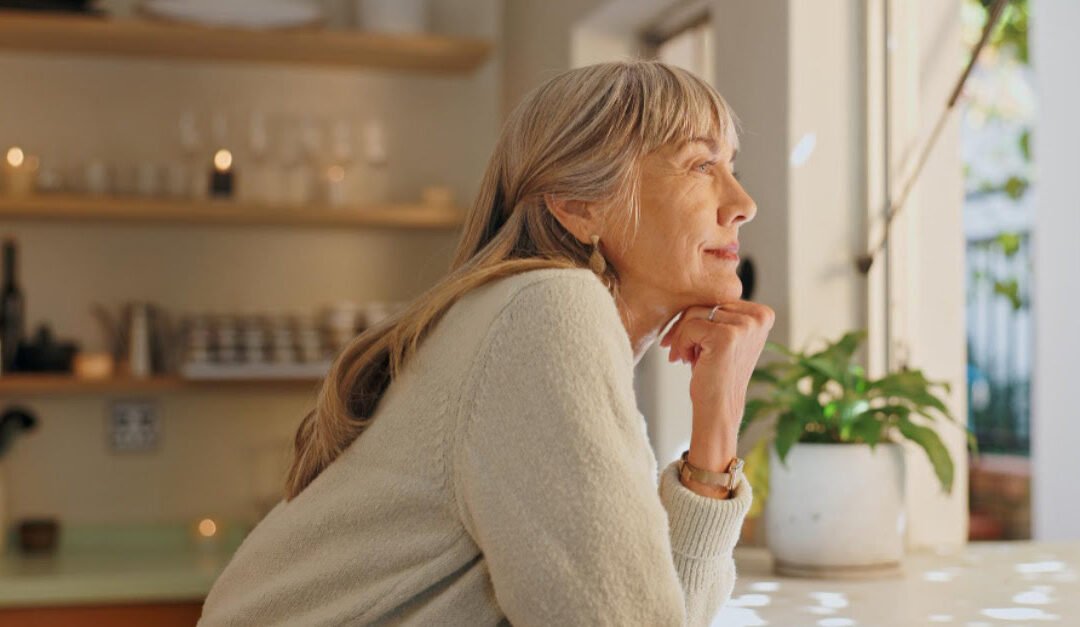 Perimenopause Symptoms or Nutrient Deficiencies? 10 Common Signs That Are Often Not Ovarian Decline